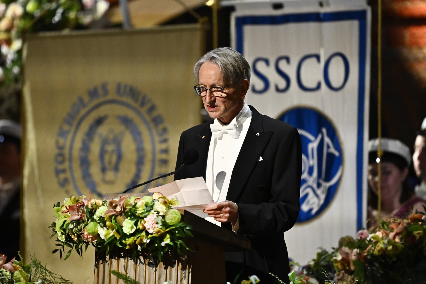 Hinton fera don d'une partie de ses gains du Nobel pour créer un nouveau prix