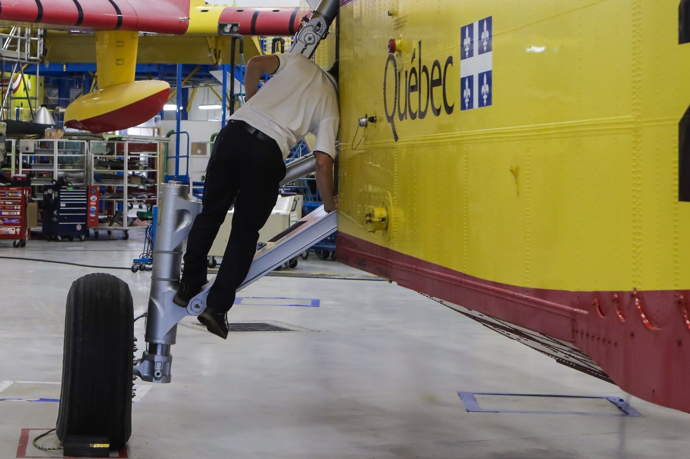 Feux en Californie: le Québec envoie deux autres avions-citernes
