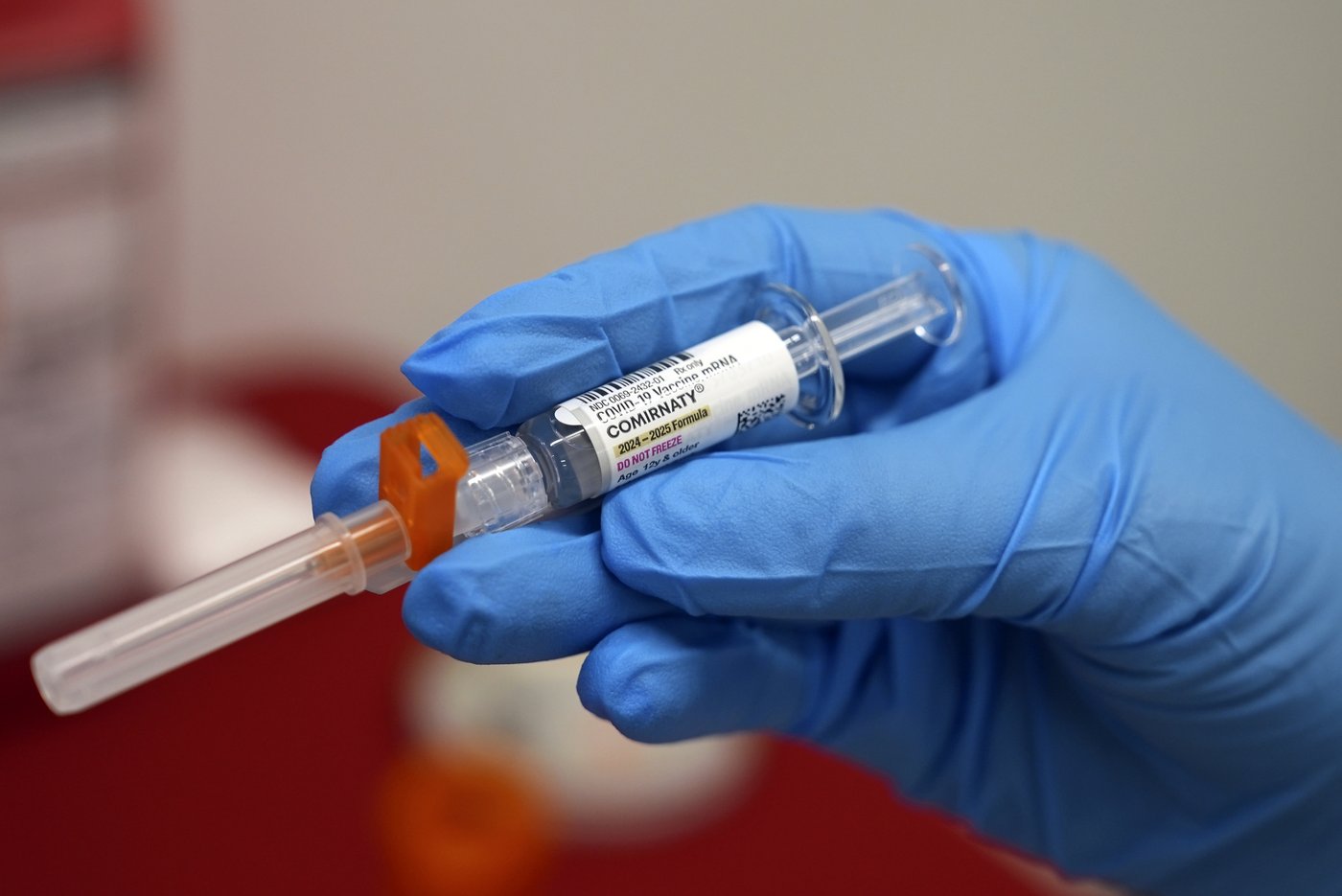 Les provinces sont désormais responsables de l'achat des vaccins contre la COVID-19