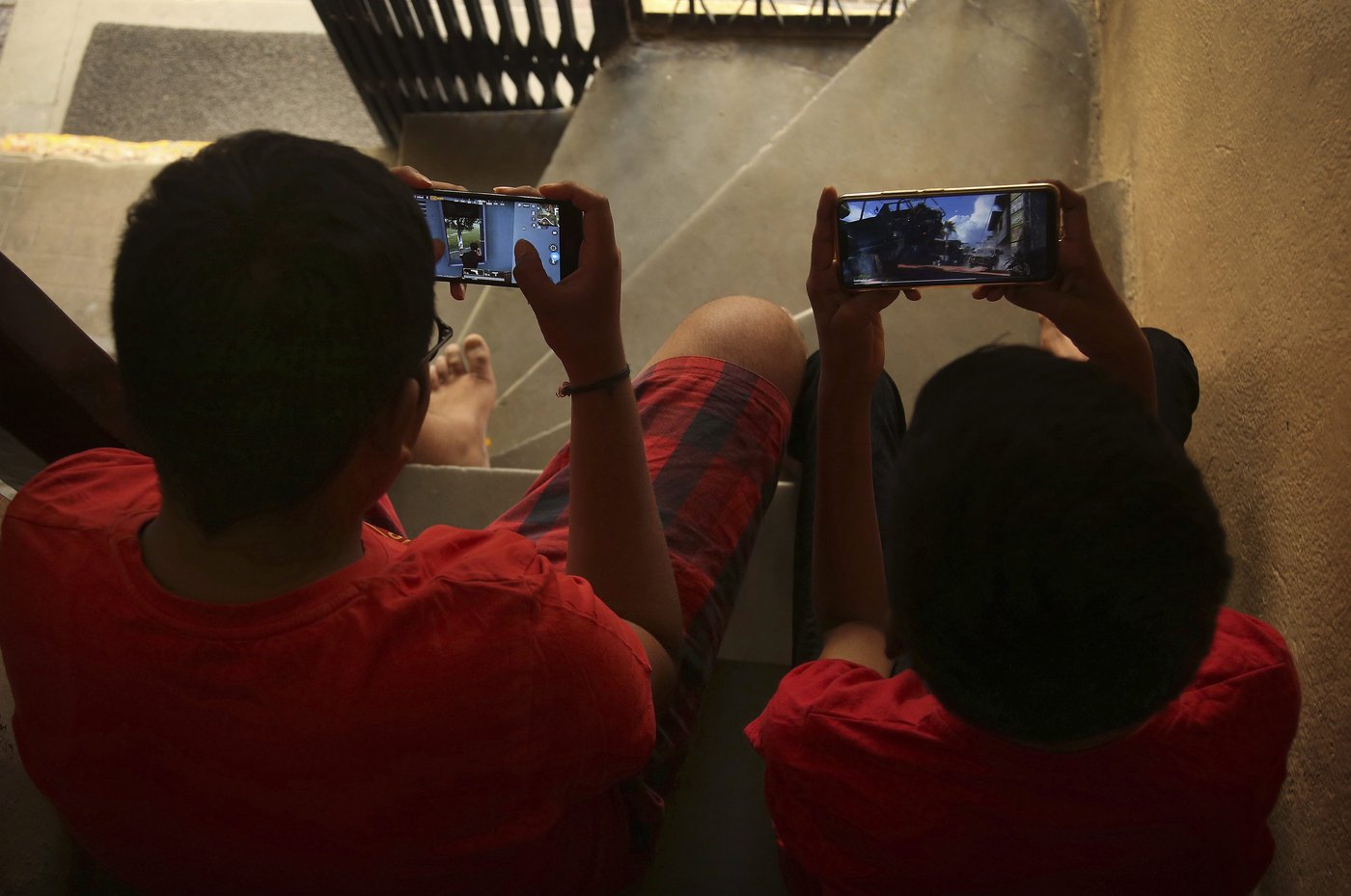 Des jeux sur cellulaire qui nuisent au développement des enfants