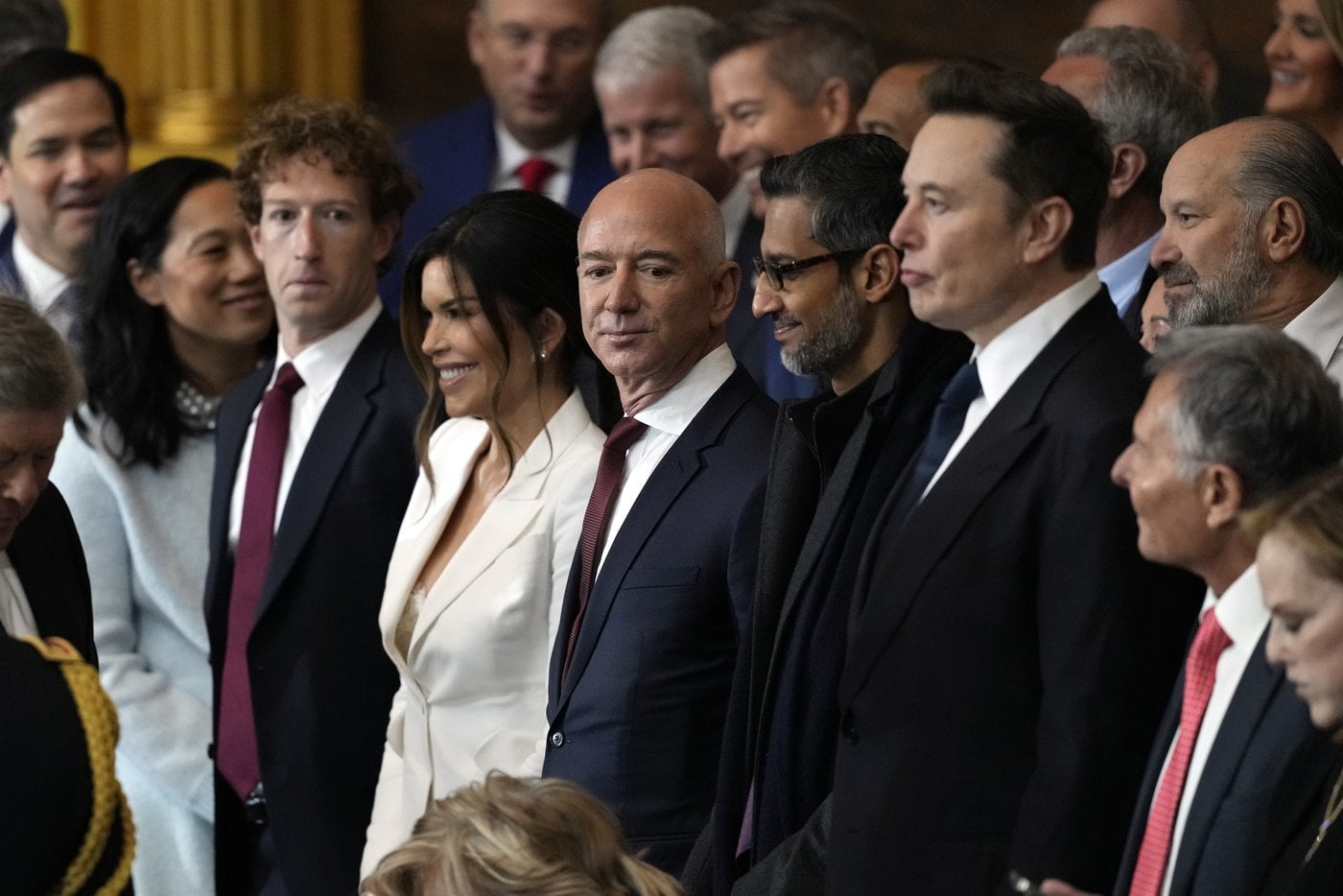 Des lois canadiennes visant les géants du web pourraient être dans la mire de Trump