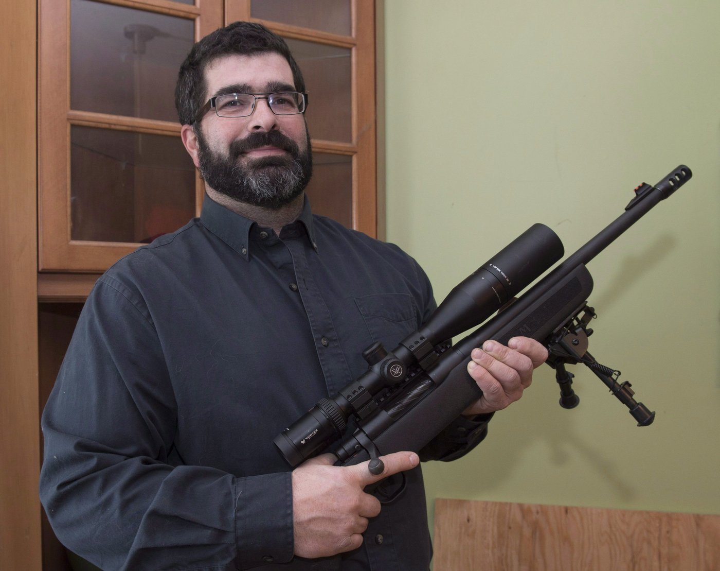 Poilievre donne une «entrevue» à une figure de proue du mouvement pro-armes