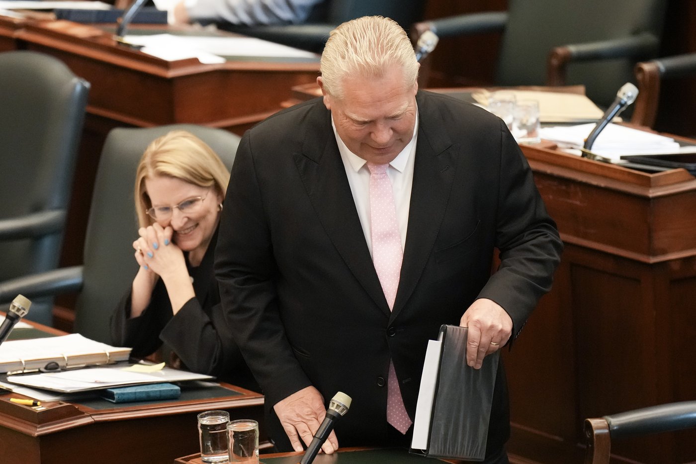 Ford injecte 1,4 G $ en santé juste avant le déclenchement d'élections anticipées