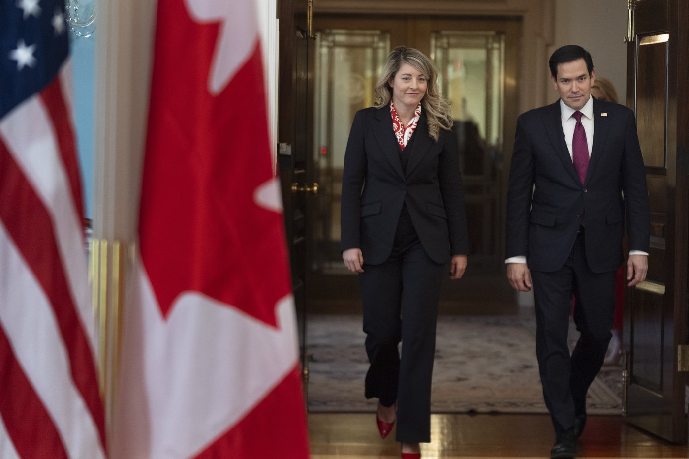 Tarifs: des ministres libéraux font un dernier effort diplomatique à Washington