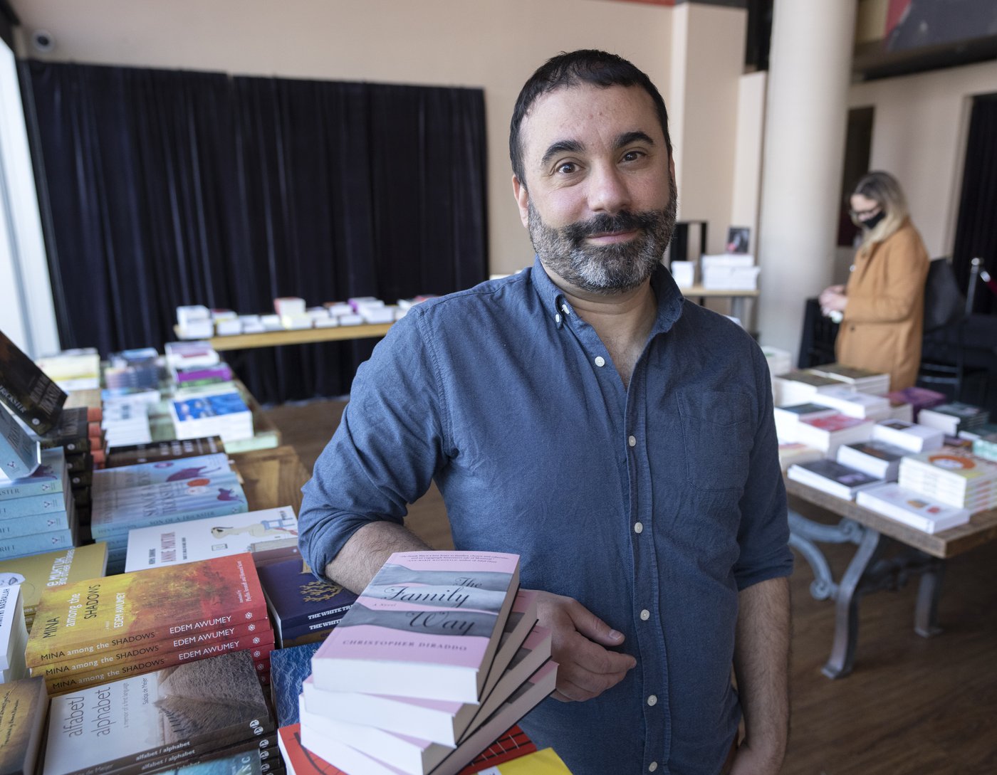 Montréal fait marche arrière sur le refus d'un club de lecture en anglais
