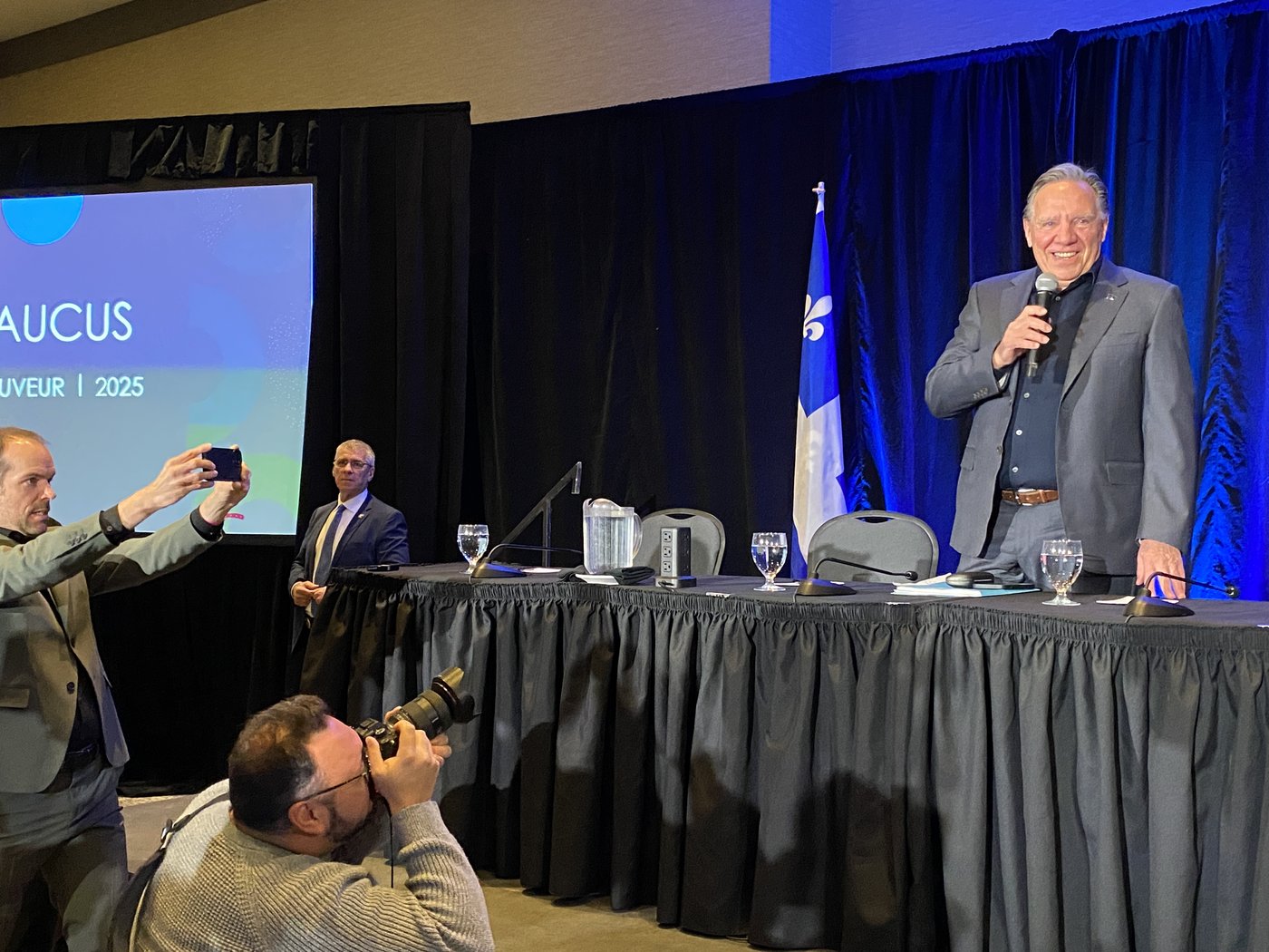 Menaces de Trump: «On va passer au travers», assure Legault