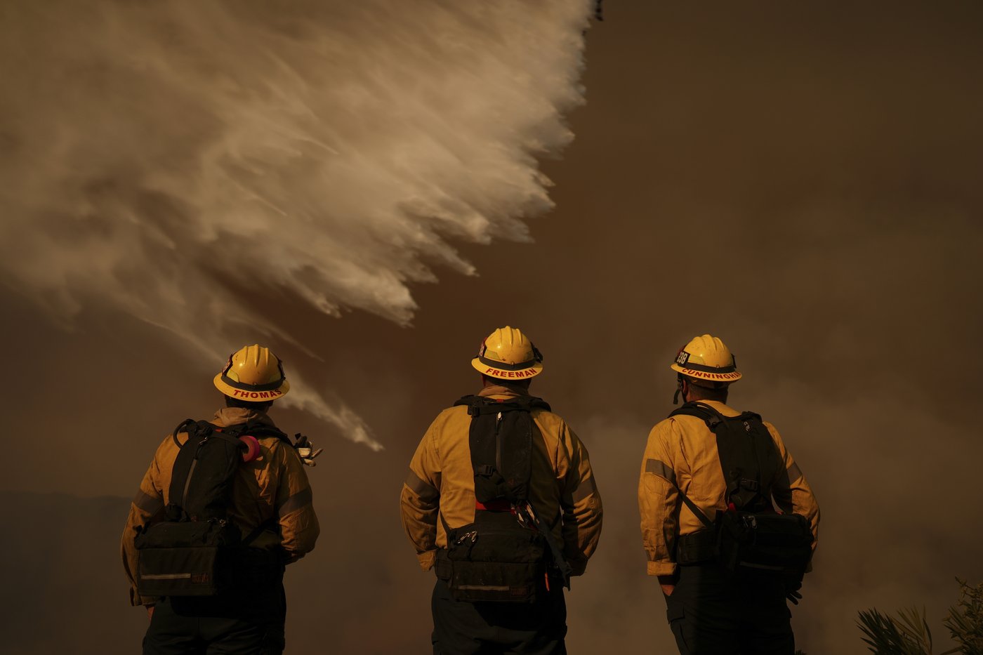 Des pompiers de la Colombie-Britannique ont été envoyés à Los Angeles