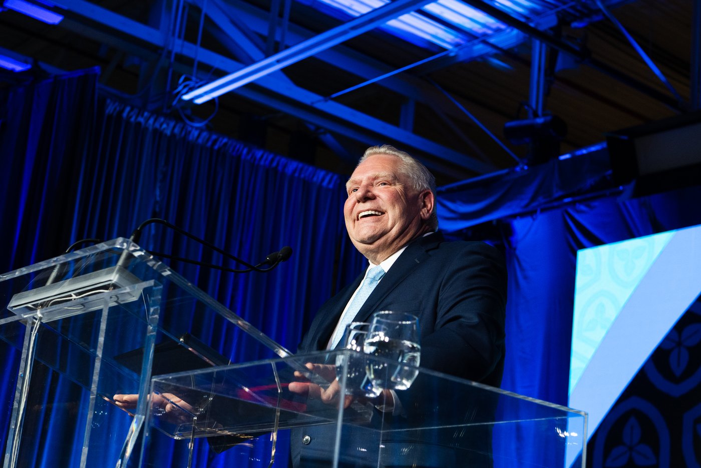 Sitôt réélu comme premier ministre ontarien, Doug Ford a déjà du pain sur la planche