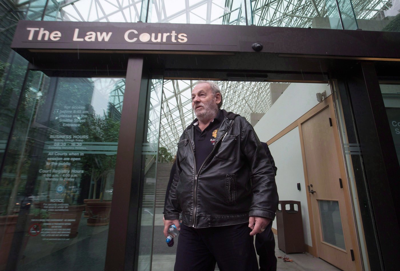Acquitté au criminel, un homme est reconnu coupable au civil d'agression sexuelle