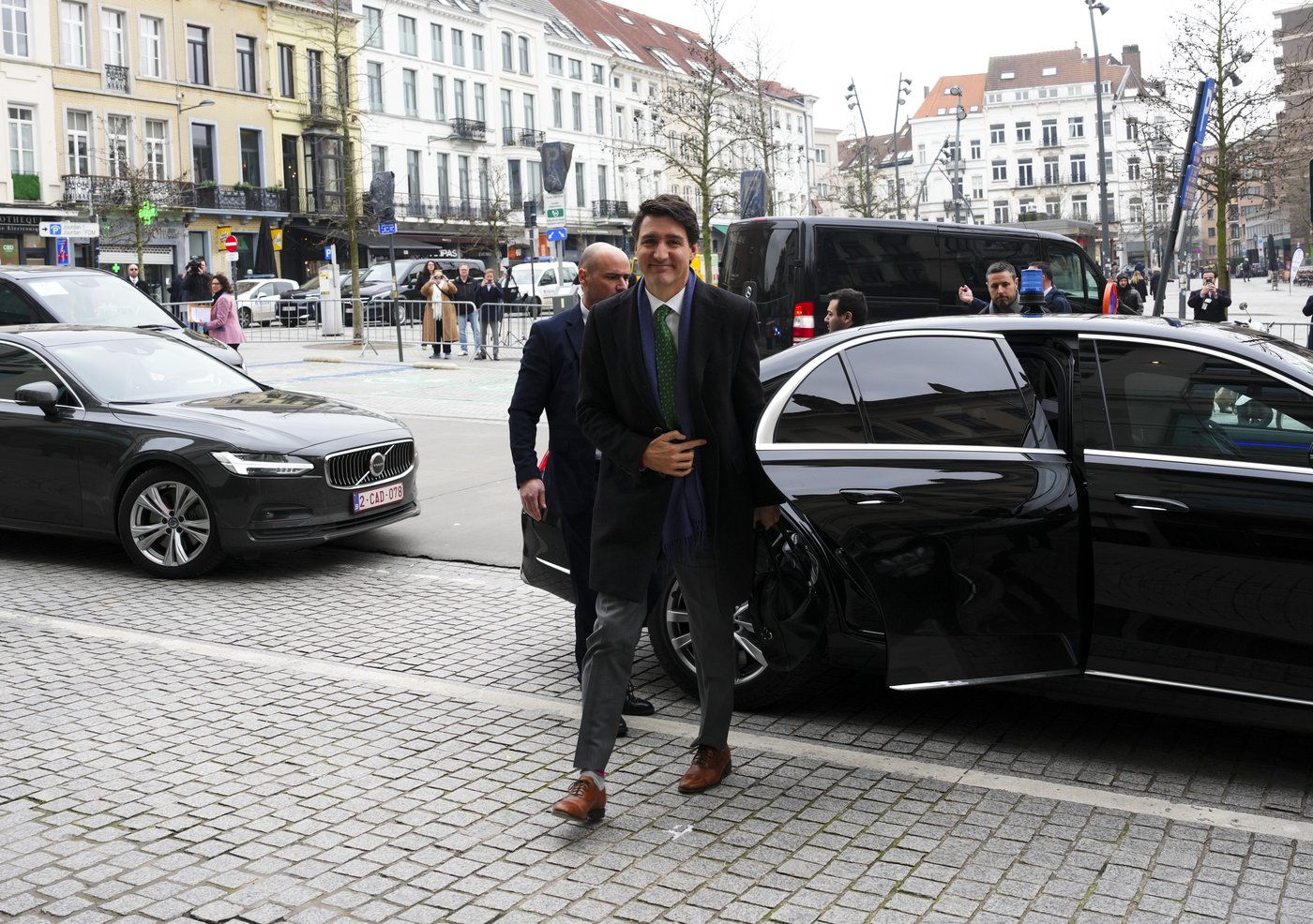 Justin Trudeau passe la journée à Bruxelles pour discuter de sécurité et de tarifs