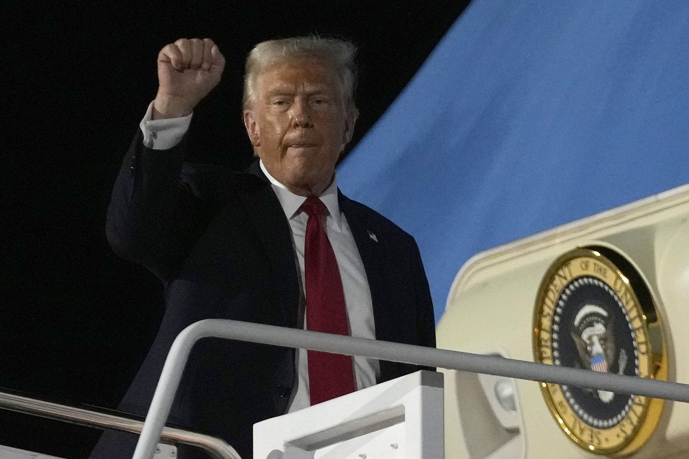 Alerte: Trump impose des droits de douane de 25 % sur l'acier et l'aluminium