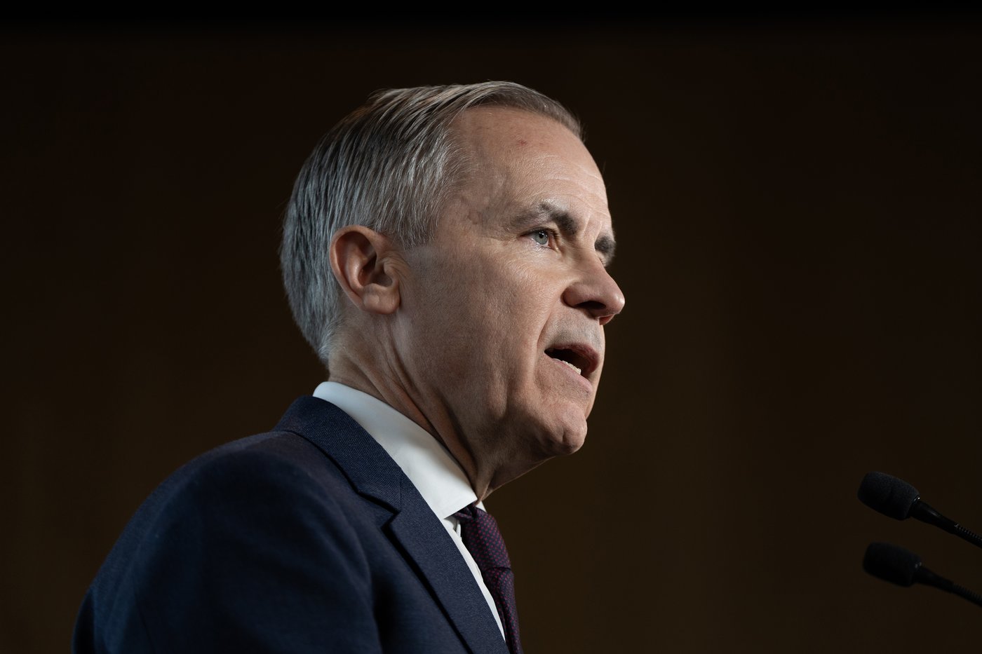 Carney promet l'atteinte du 2 % en défense d'ici 2030 plutôt que 2032