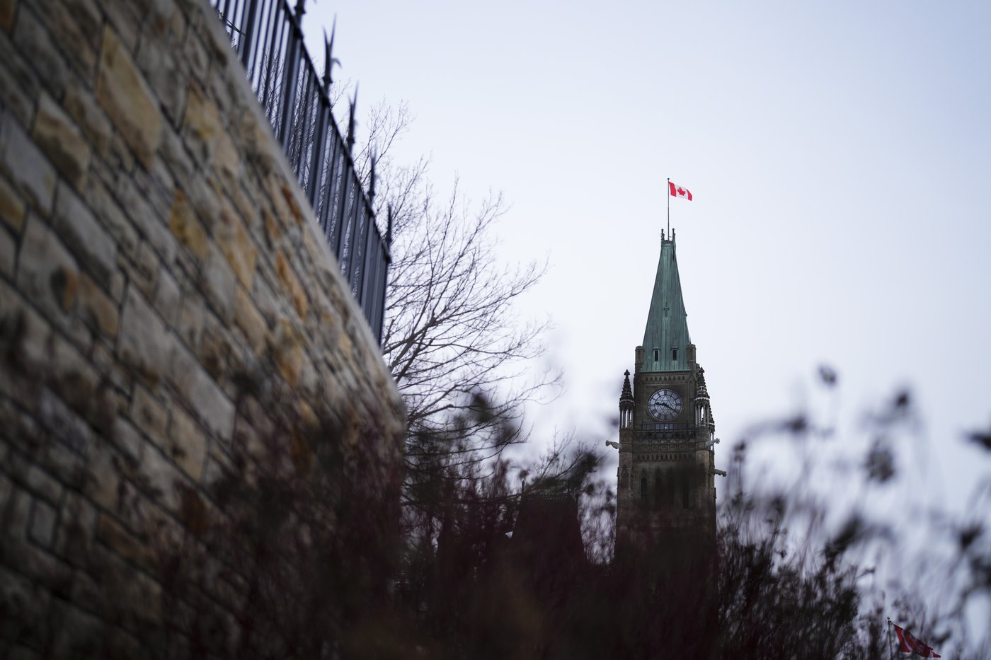 Des sondages récents laissent entrevoir des résultats serrés aux élections fédérales