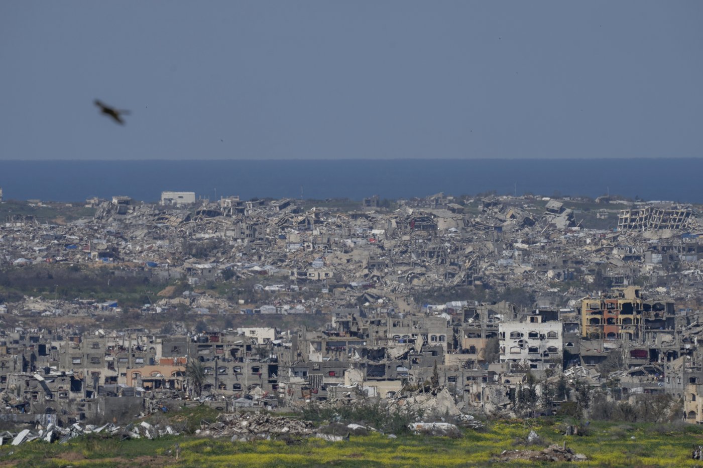Malgré un programme fédéral, des familles de Canadiens restent coincées à Gaza