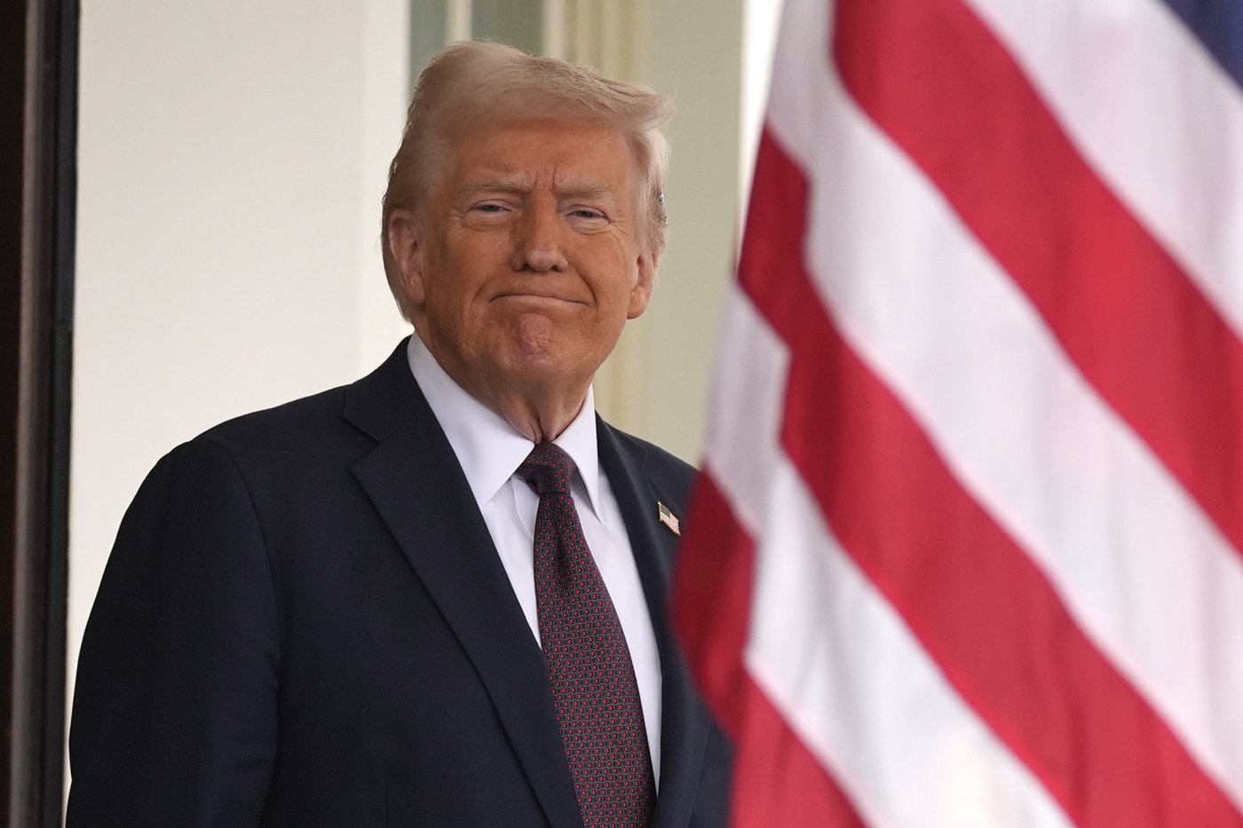 Trump devrait signer un décret désignant l'anglais comme langue officielle des É-U