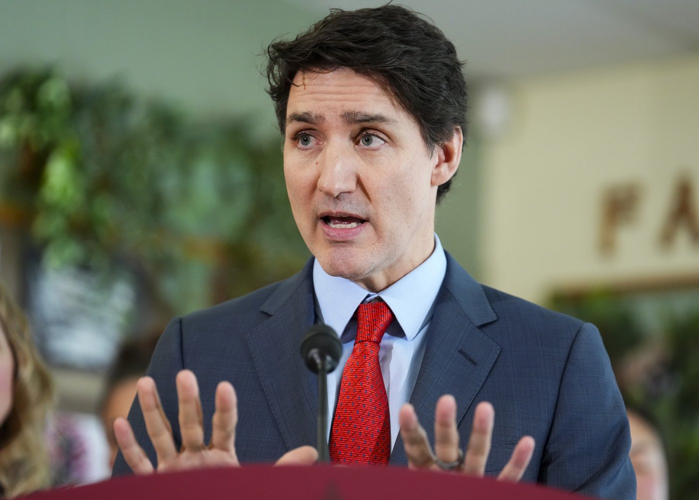 L'appel avec Trump était «coloré, mais aussi constructif», dit Trudeau