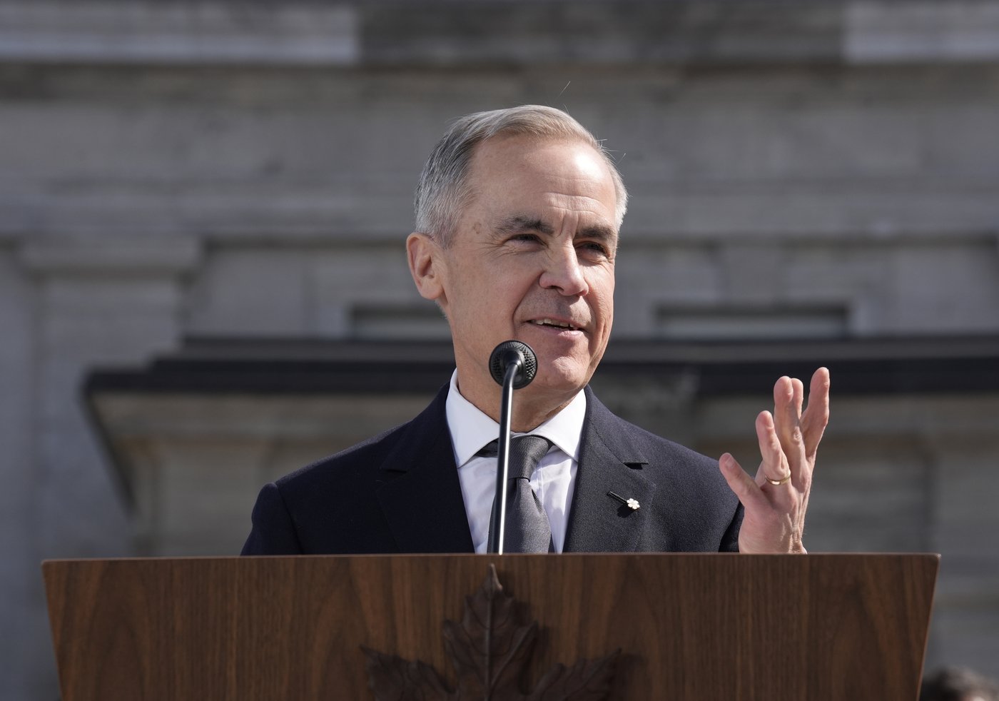 Le premier ministre Mark Carney doit déclencher l'élection fédérale dimanche