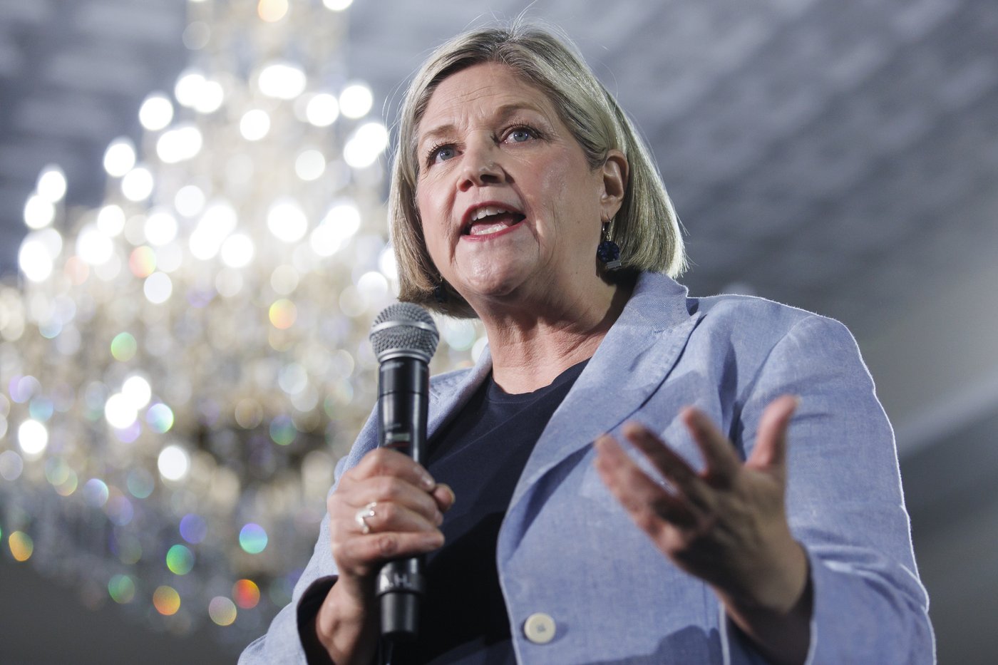 Des maires canadiens et américains font front commun contre les droits de douane