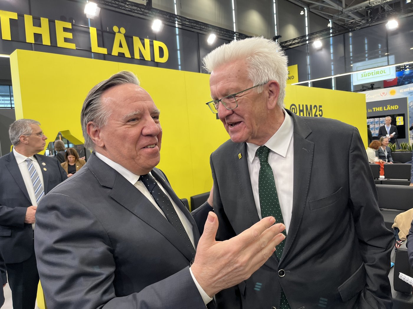 Minéraux critiques: François Legault veut accélérer pour les projets miniers