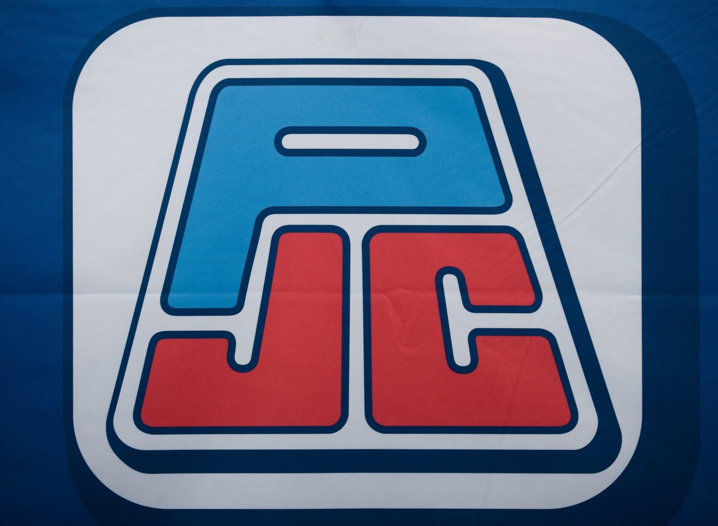 Centre de distribution PJC: mandat de cinq jours de grève