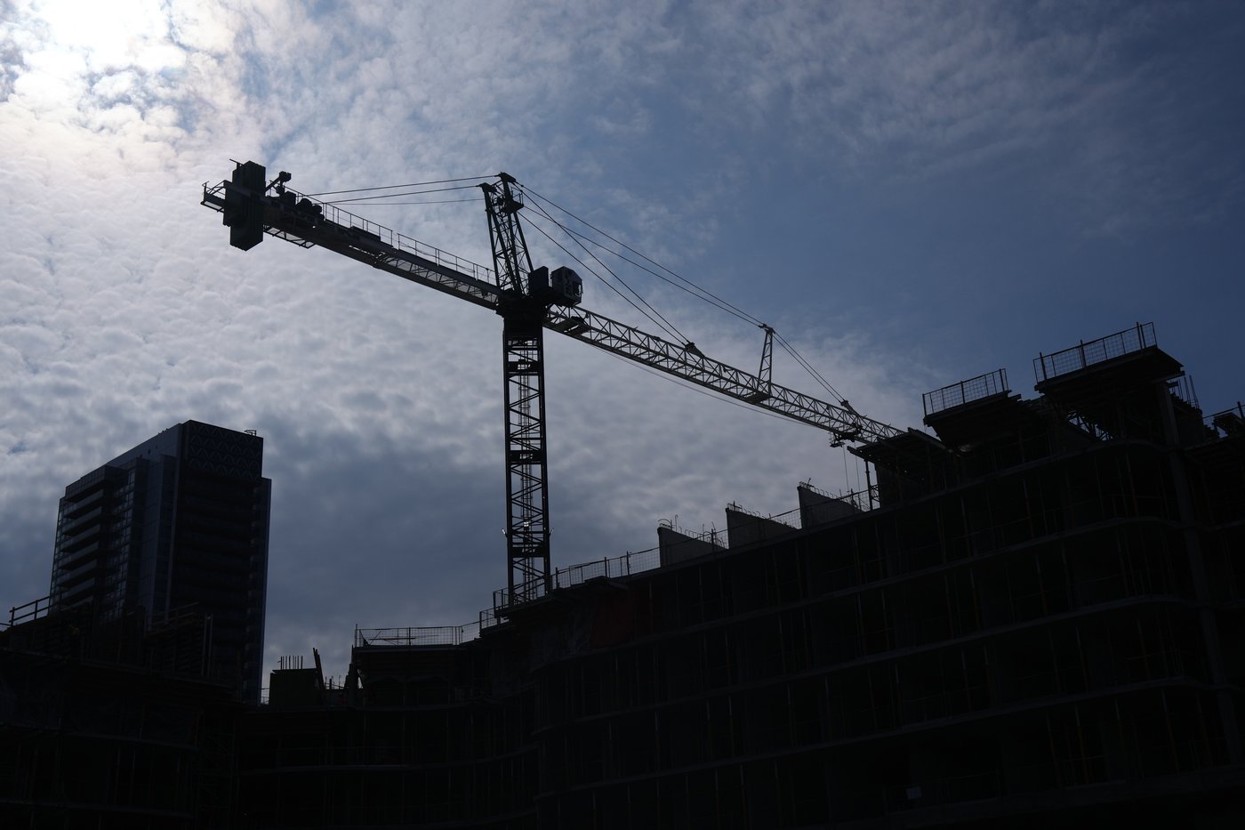 Ottawa promet 2,55 milliards $ de prêts pour la construction de logements à Toronto