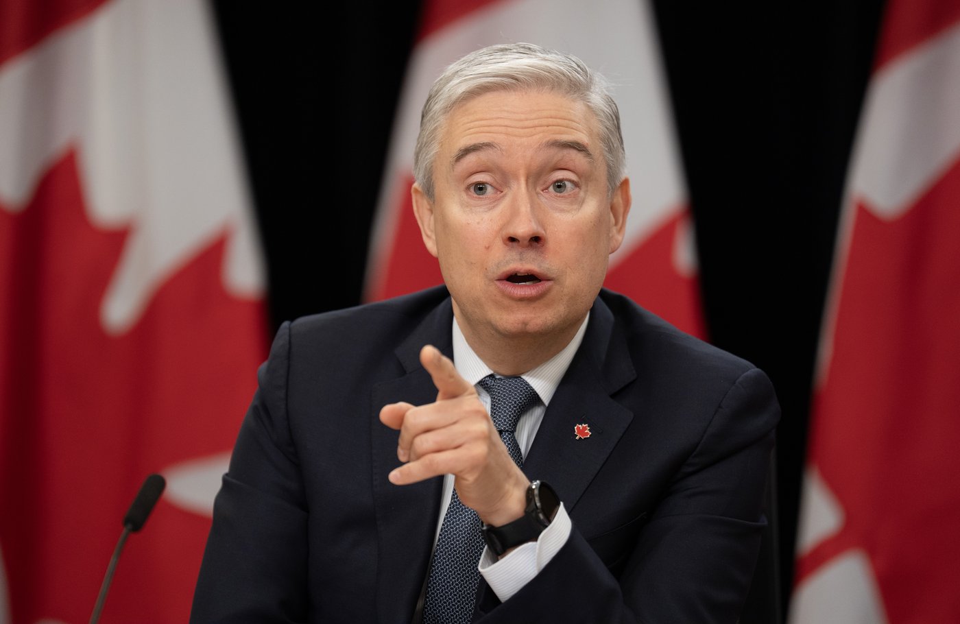 Ottawa priorisera les projets utilisant de l'acier et de l'aluminium canadiens