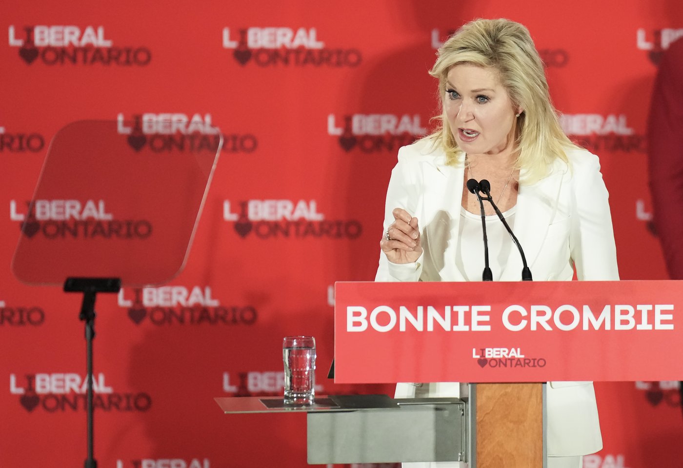 Le conseil exécutif des libéraux vote pour maintenir Bonnie Crombie comme cheffe