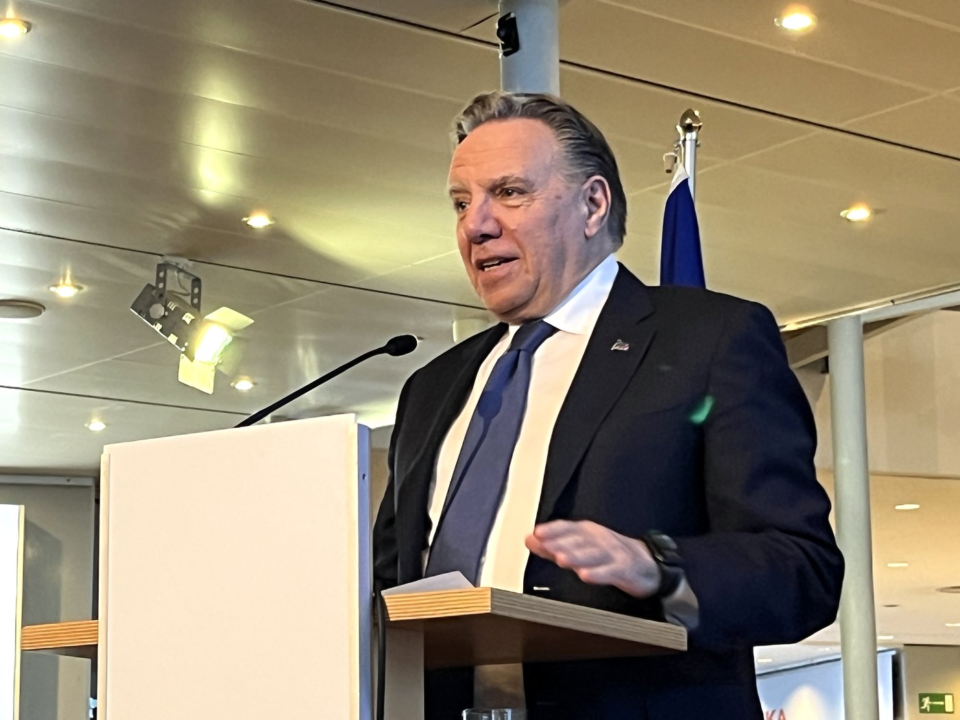 Droits de douane américains: la loi 96, «c'est non négociable!» clame Legault