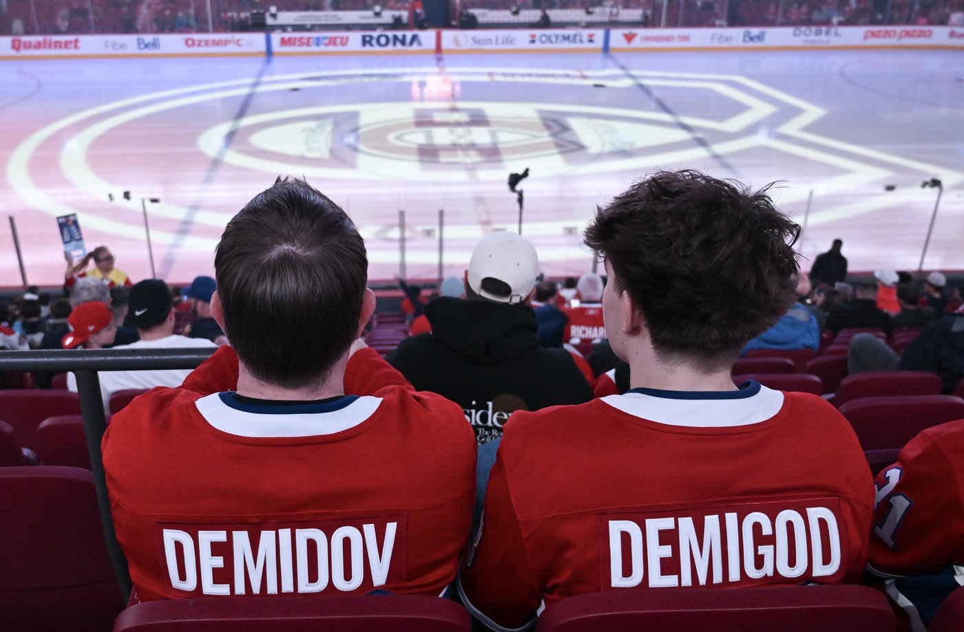 Discorde entre amateurs de hockey sur l'idée d'aller aux États-Unis pour les séries
