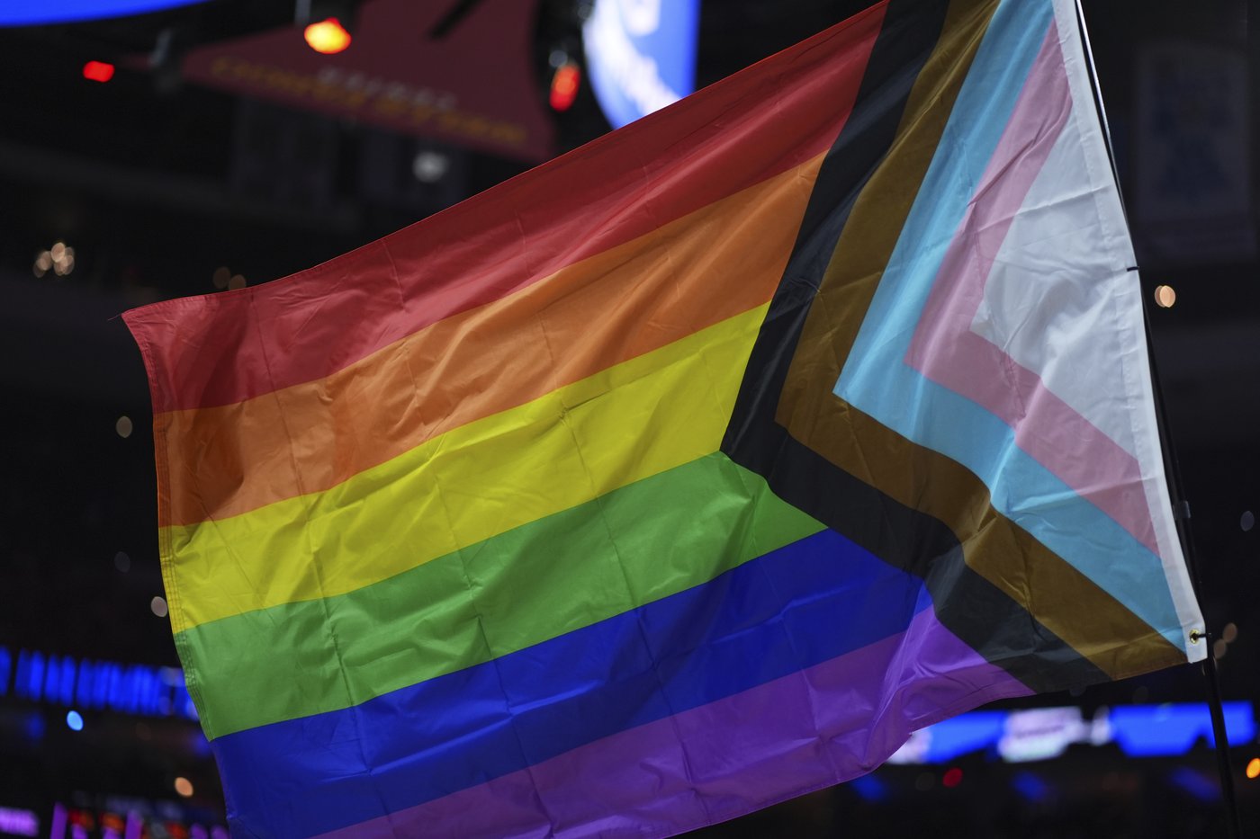 S'afficher comme un allié des personnes LGBTQ+ pour contrer l'intolérance