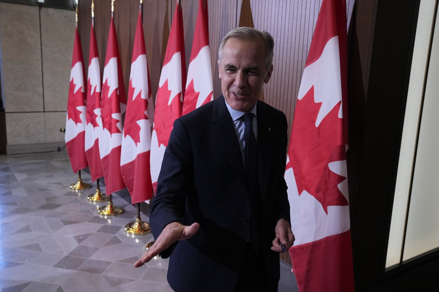 Le premier ministre Mark Carney a été assermenté comme député de Nepean