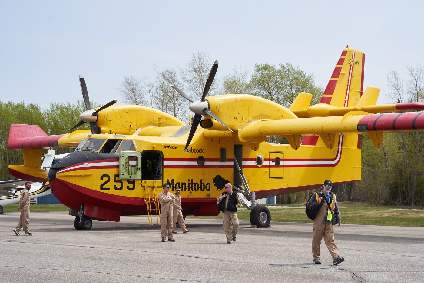 Deux morts retrouvés dans un incendie de forêt au Manitoba