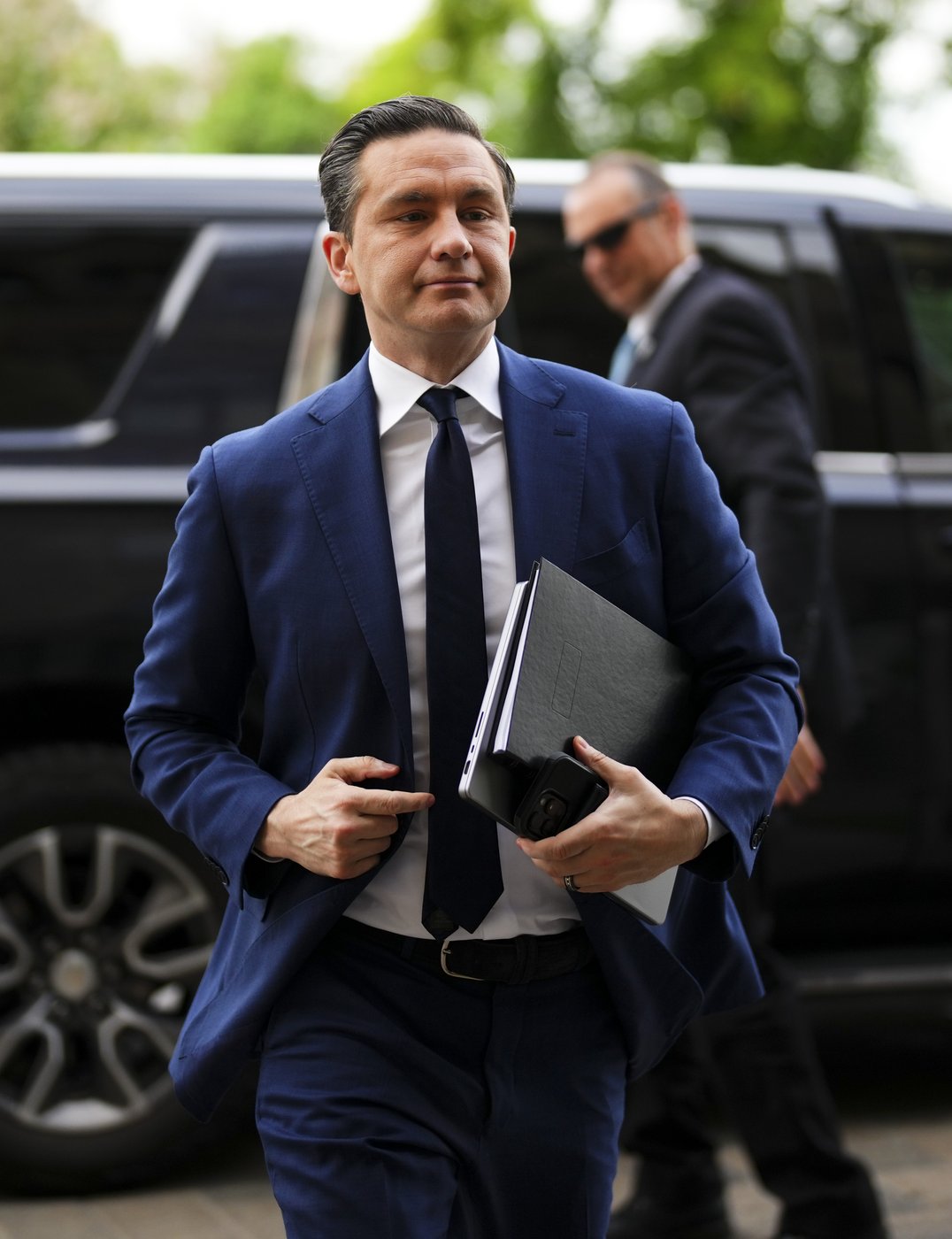 Les conservateurs voteront contre le budget principal des dépenses, annonce Poilievre