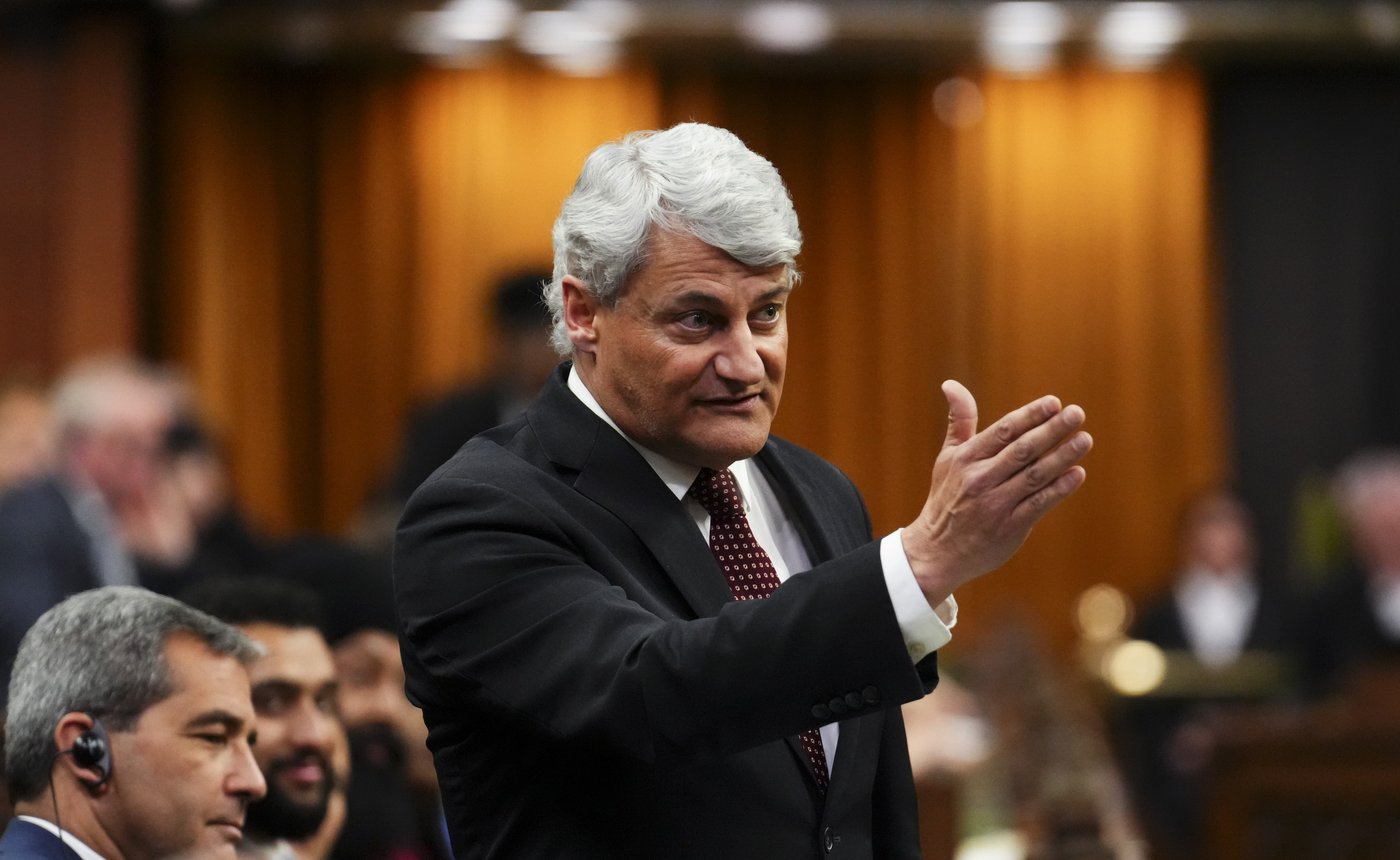 Tir groupé sur les libéraux pour leur hausse de 8 % du budget principal des dépenses