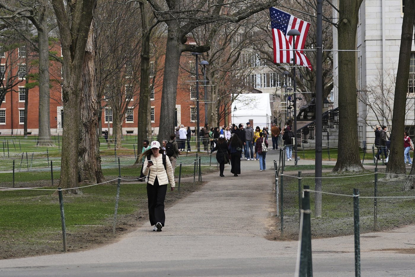 Des étudiants canadiens pourraient être victimes du conflit entre Harvard et Trump