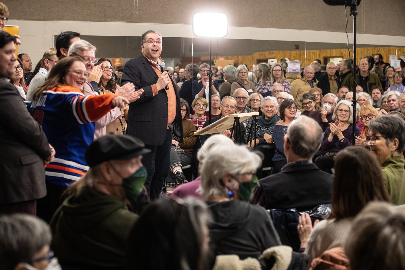 Le NPD de l'Alberta vote pour permettre le retrait de l'adhésion au parti fédéral