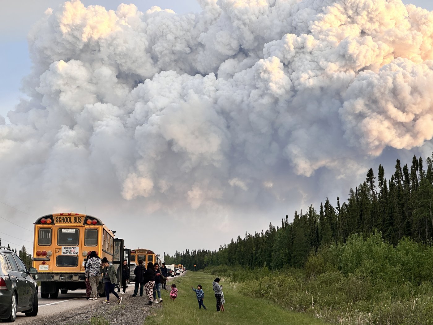 Avec la fumée, prenez soin de vos yeux pendant les feux de forêt, disent les médecins