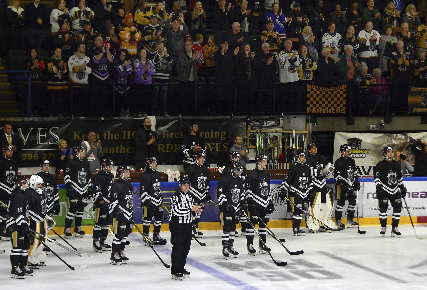 Hockey: le cerveau des grands amateurs réagit différemment