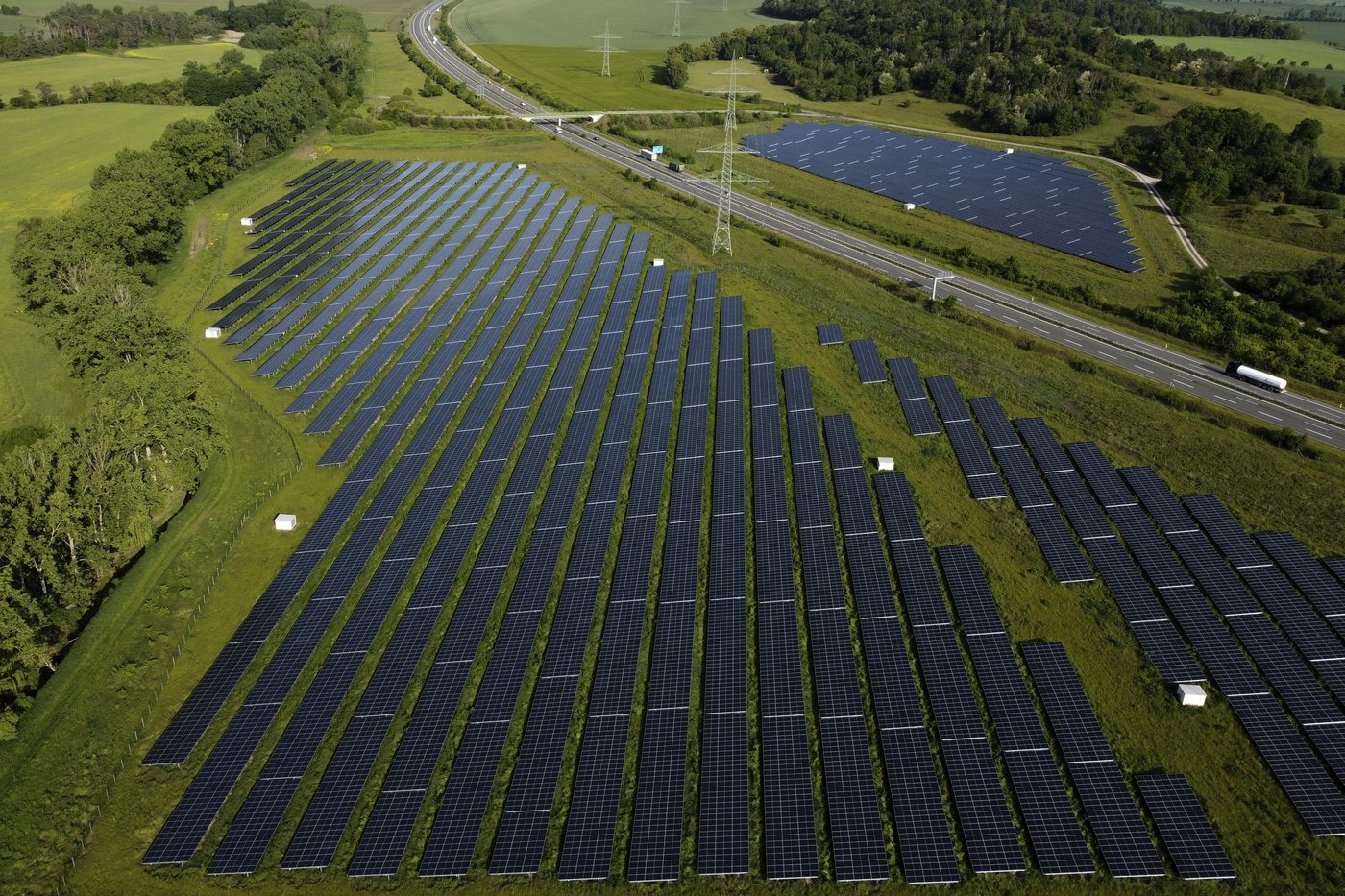 Deux fois plus d'investissements dans les énergies propres que dans les fossiles