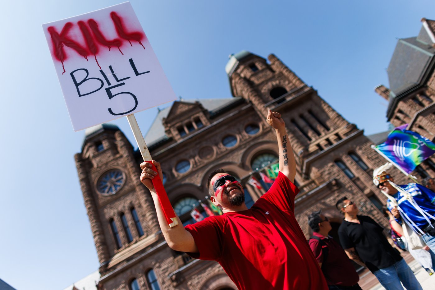 Deux Premières Nations s'opposent au projet de loi 5 de l'Ontario