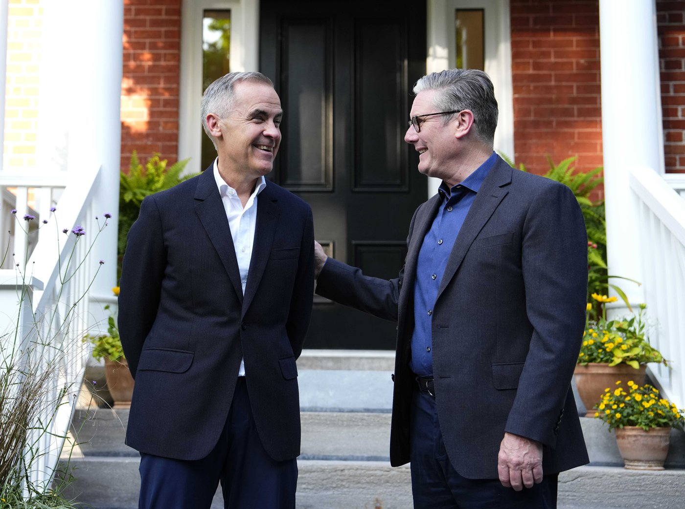 Carney reçoit le premier ministre britannique pour discuter d'échanges commerciaux