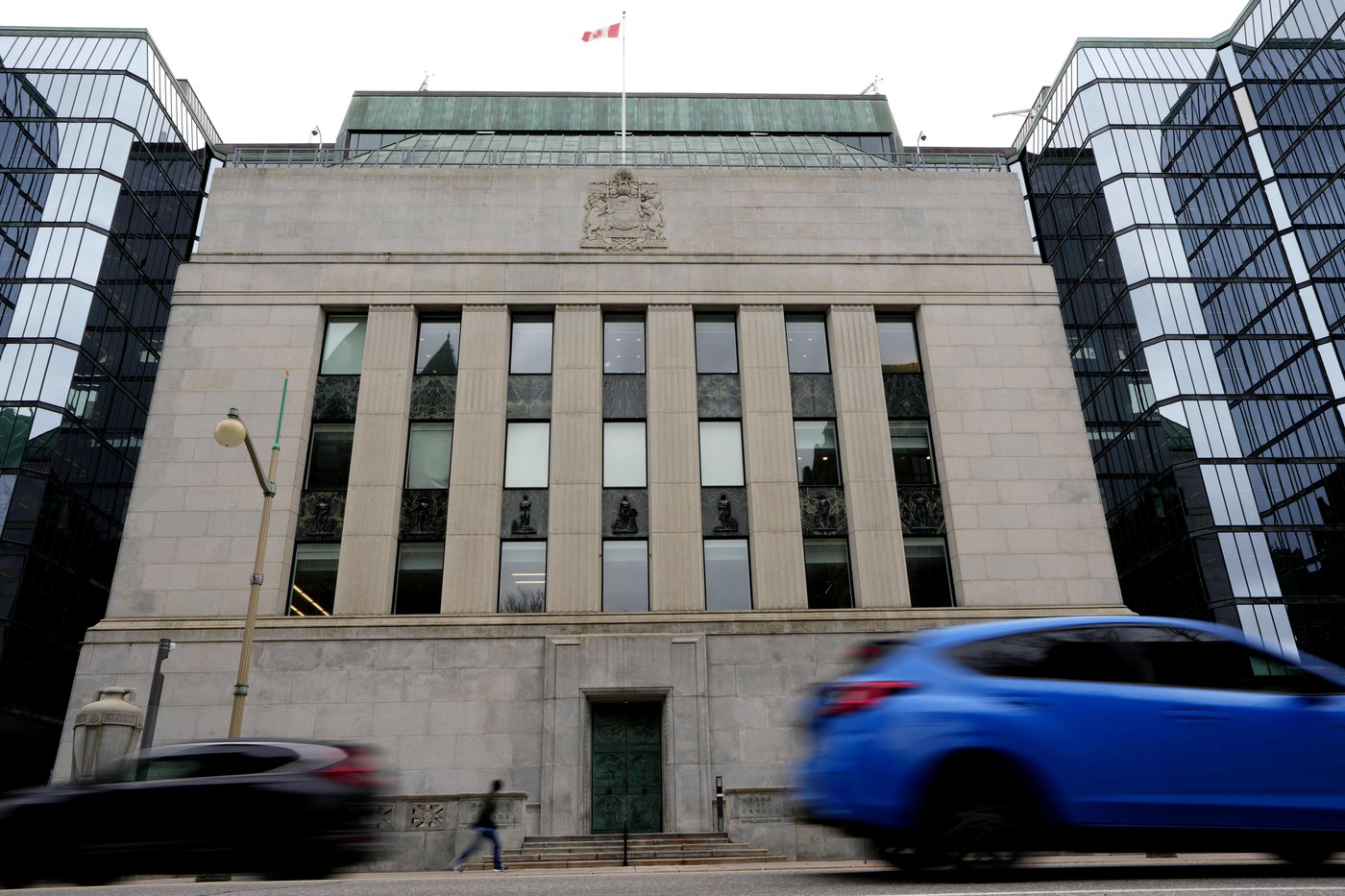 Des experts espèrent que la Banque du Canada fera preuve de prudence