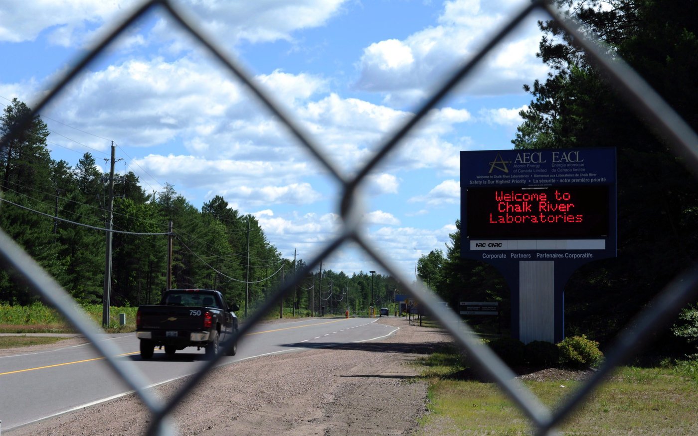 Laboratoires nucléaires canadiens à Chalk River: entente pour 800 professionnels