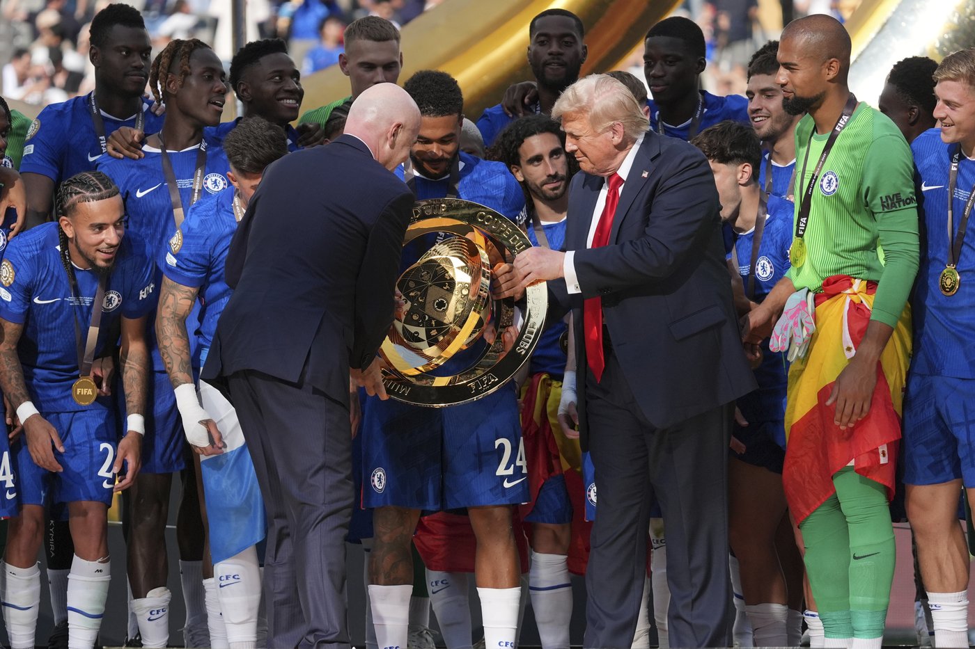 Les politiques de Trump pourraient avoir des répercussions sur la Coupe du Monde