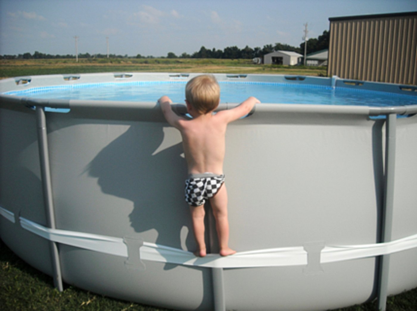 Plus de 5,2 millions de piscines font l’objet d’un rappel après neuf noyades