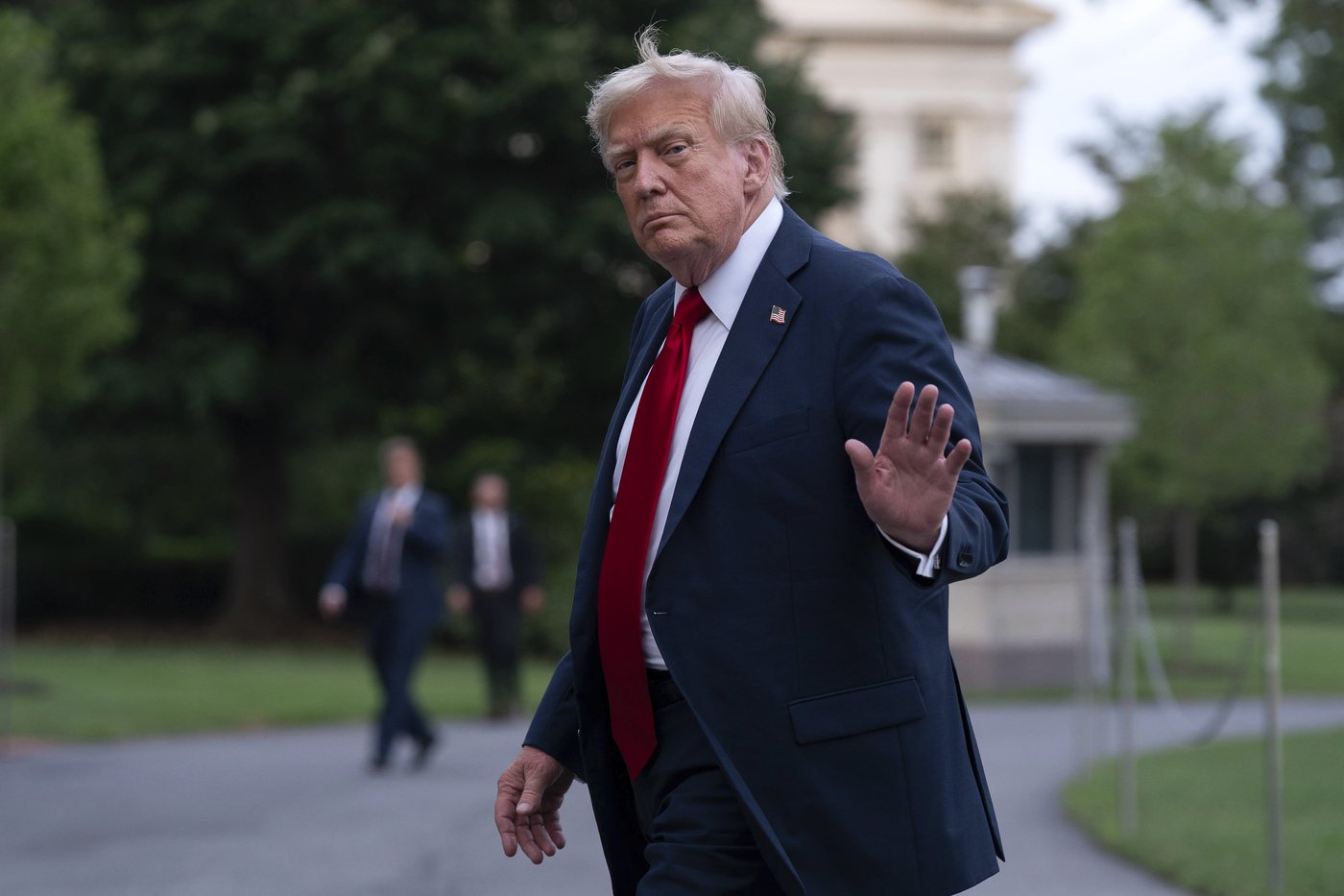 L'opinion des Canadiens à l'égard des États-Unis rejoint celle à l'égard de la Chine