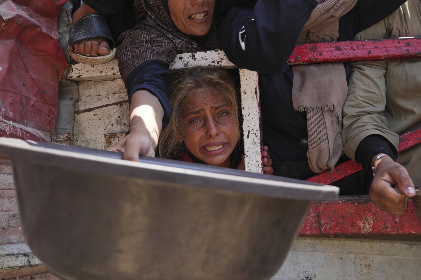 Anand estime que les discours contradictoires alimentent la guerre à Gaza