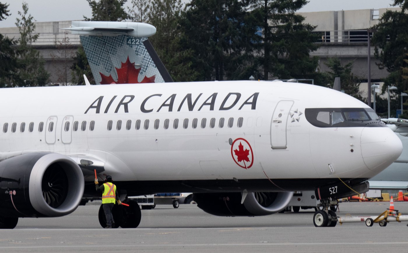 Les agents de bord d’Air Canada votent sur un mandat de grève