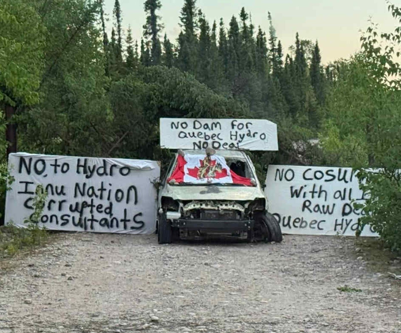 Hydro-Québec suspend des travaux au Labrador en raison de manifestations