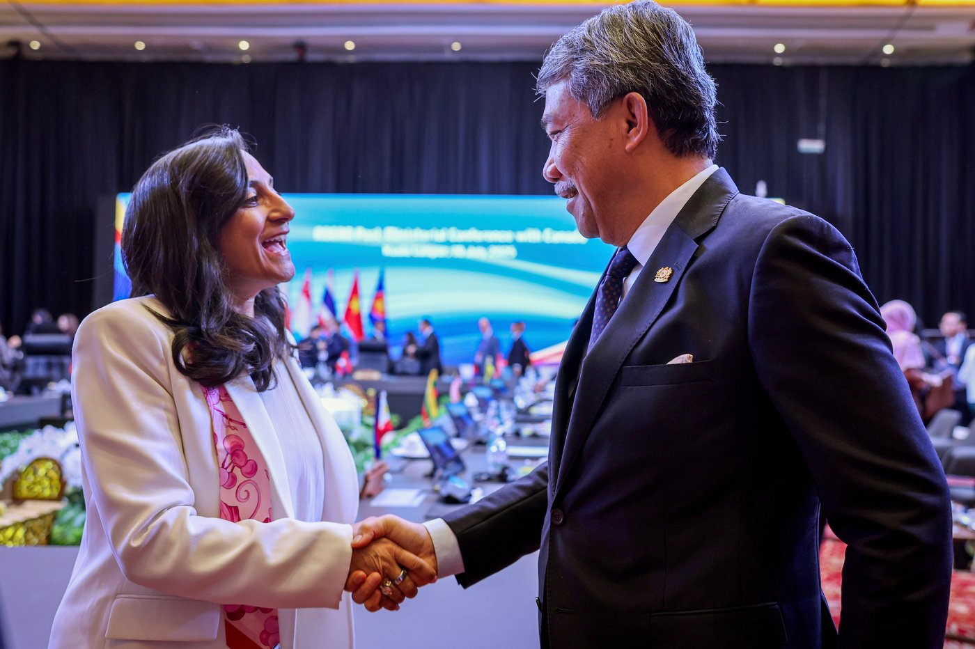 Indo-Pacifique: la ministre Anita Anand remet l'accent sur l'économie